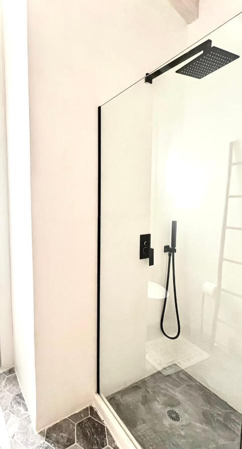 Tzavelitiko Home هيماري المظهر الخارجي الصورة